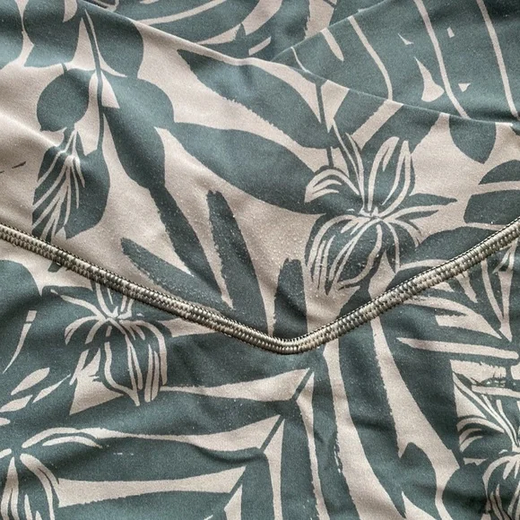 Aerie Cross-Over Tennis Skirt - Picture 4 of 4